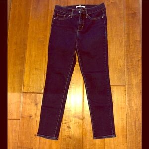 Levi’s 311 shaping skinny jeans